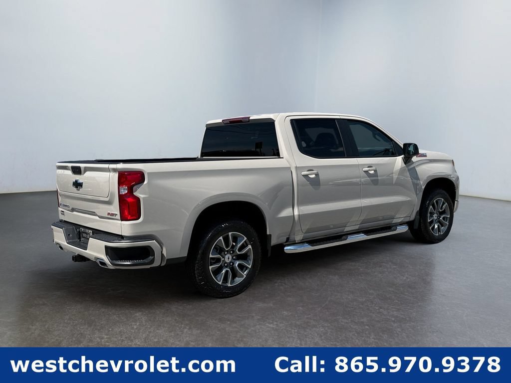 New 2026 Chevrolet Silverado 1500 RST w/ Z71 Off-Road Package AWD/4WD image 3
