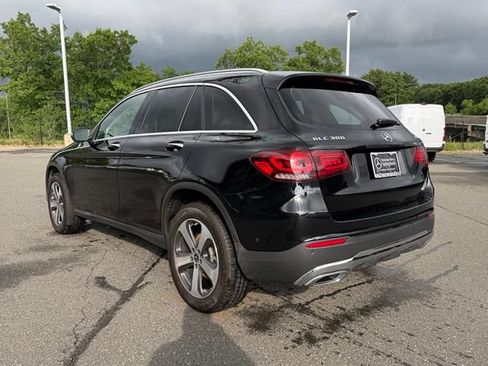 Used 2022 Mercedes-Benz GLC 300 4MATIC image 5
