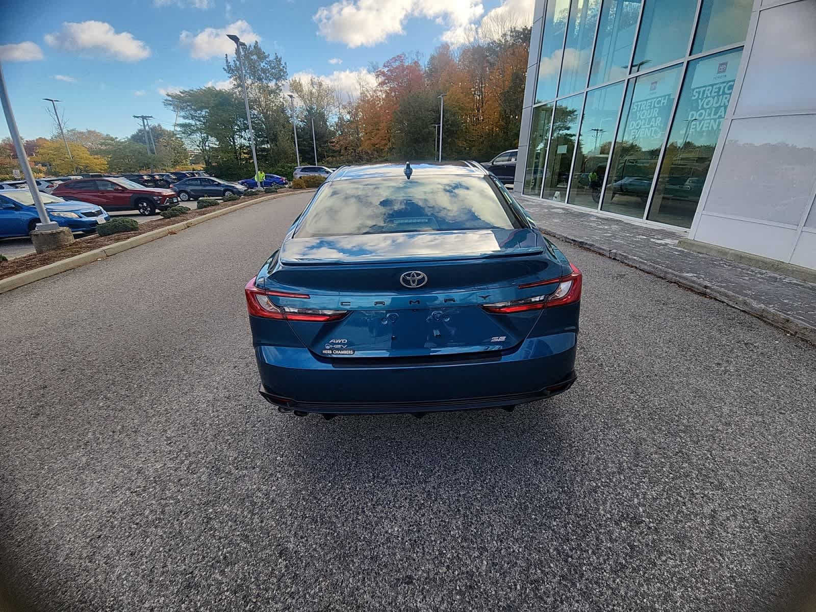 Used 2025 Toyota Camry SE w/ Convenience Package AWD/4WD image 25
