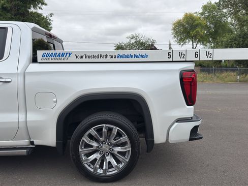 Used 2023 GMC Sierra 1500 Denali AWD/4WD image 21