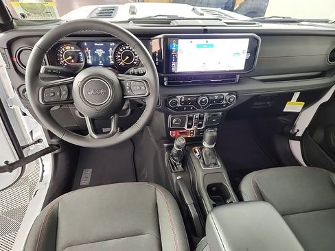 New 2025 Jeep Wrangler Unlimited Rubicon w/ Technology Group image 21
