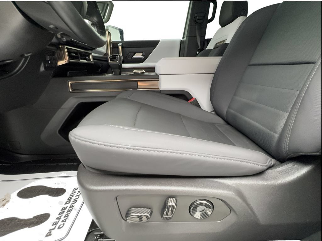 Used 2024 GMC Hummer EV 3X AWD/4WD image 25