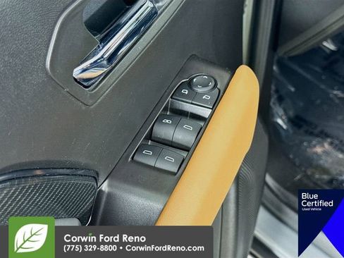 Used 2025 GMC Canyon AT4 image 21