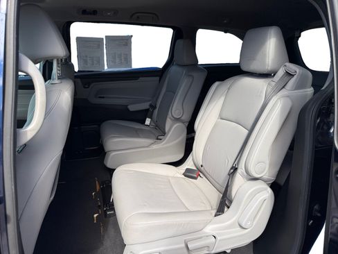 Used 2021 Honda Odyssey EX-L image 16
