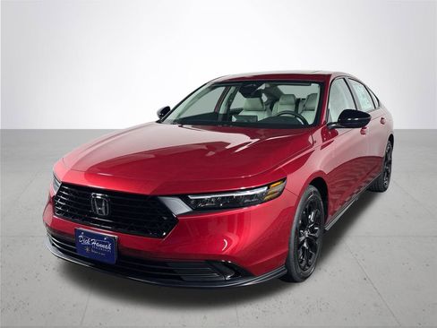 New 2025 Honda Accord SE image 2