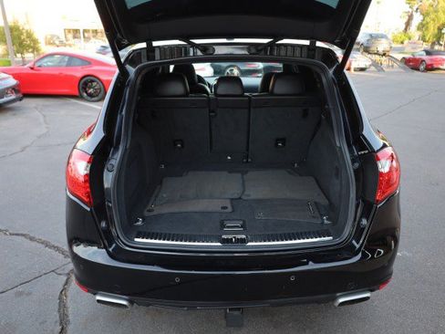 Used 2013 Porsche Cayenne Diesel AWD/4WD image 45