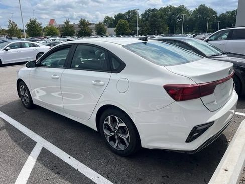 Used 2020 Kia Forte LXS FWD image 4