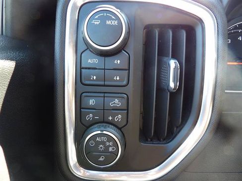 Certified 2021 Chevrolet Silverado 1500 LTZ AWD/4WD image 18