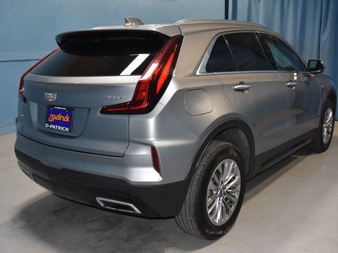 Used 2024 Cadillac XT4 Premium Luxury image 28