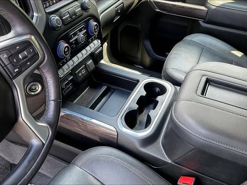 Used 2022 Chevrolet Silverado 1500 LTZ AWD/4WD image 21