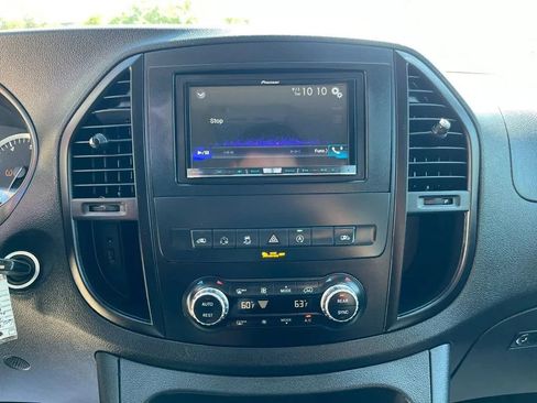Used 2019 Mercedes-Benz Metris Passenger image 16