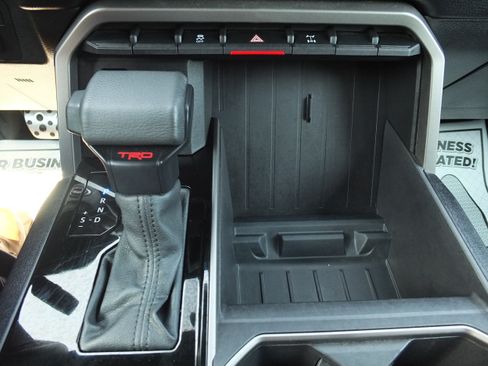 Used 2025 Toyota Tundra SR5 w/ TRD Off-Road Package AWD/4WD image 25