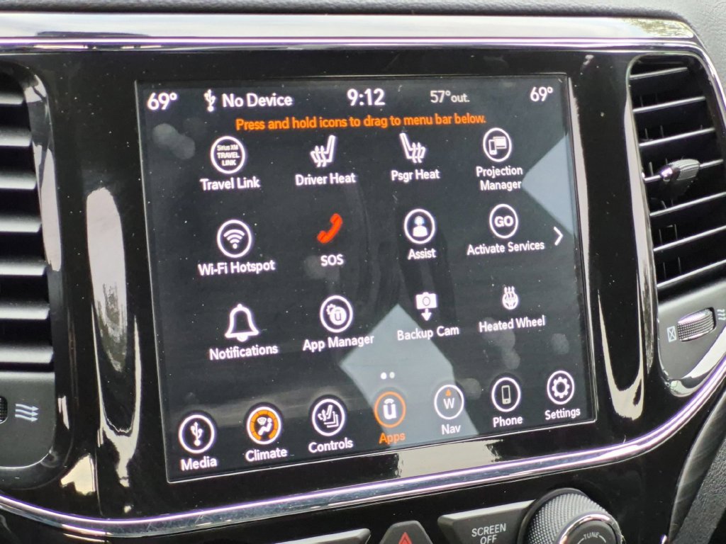 Used 2021 Jeep Grand Cherokee Laredo X RWD image 19