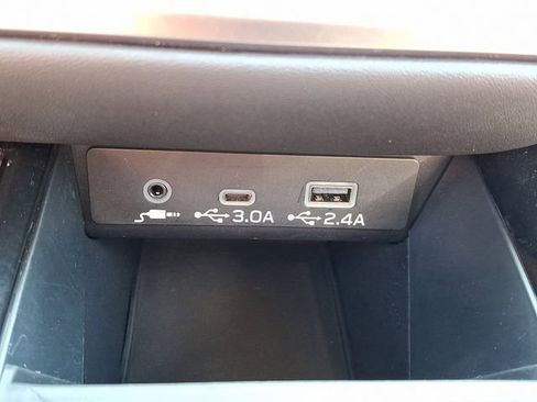 Certified 2025 Subaru Outback Premium w/ Popular Package #1A AWD/4WD image 38