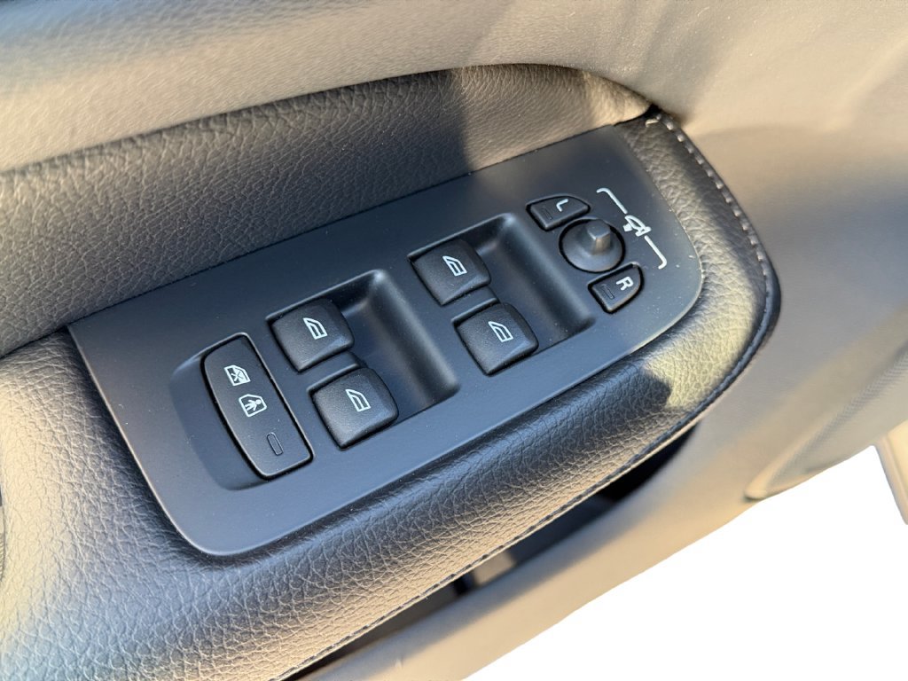 Used 2019 Volvo S60 T6 Inscription AWD/4WD image 25