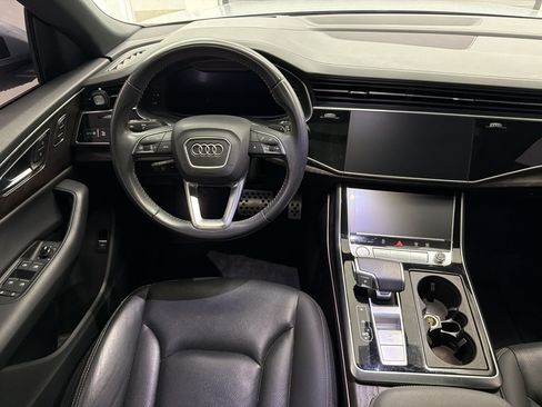 Used 2020 Audi Q8 Prestige w/ Prestige Package AWD/4WD image 26