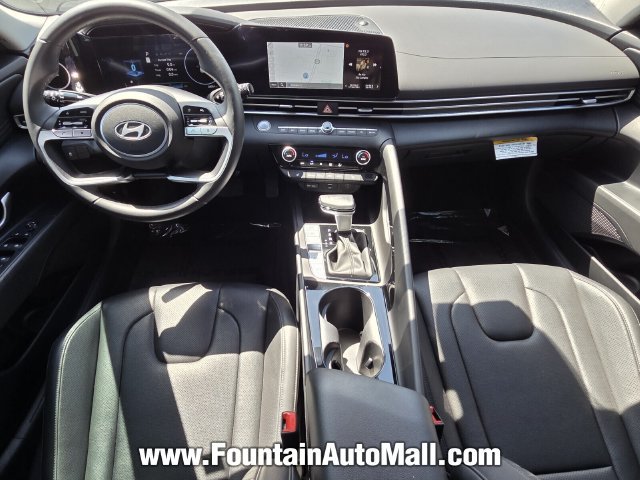 Used 2025 Hyundai Elantra Limited FWD image 10