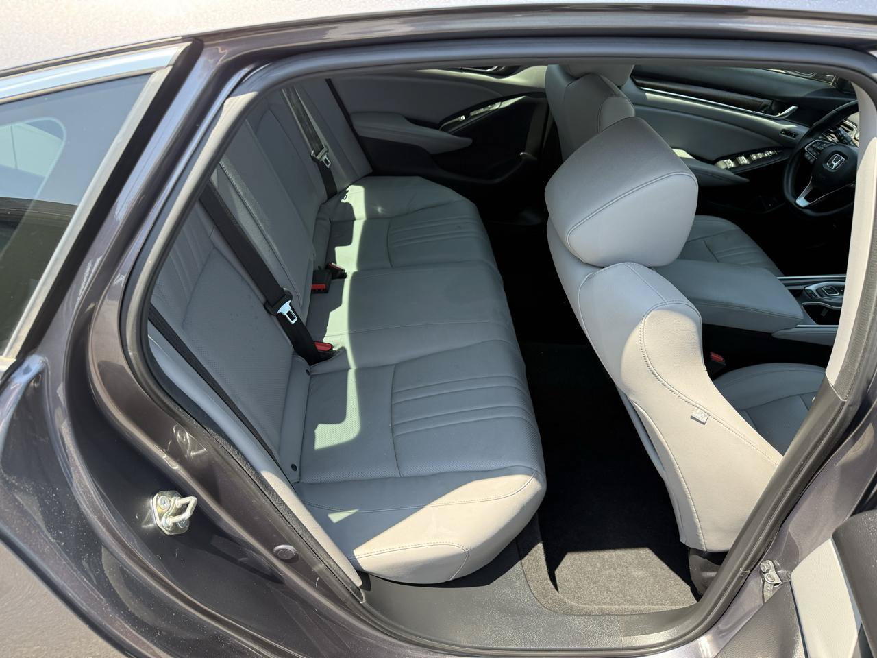 Used 2018 Honda Accord Touring image 20