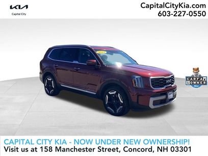 Used 2023 Kia Telluride S w/ S Sunroof Package