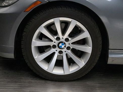 Used 2011 BMW 328i xDrive Sedan image 8
