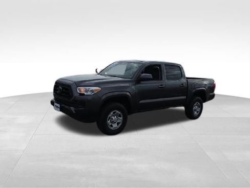 Used 2023 Toyota Tacoma SR image 4
