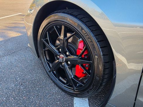 Certified 2022 Chevrolet Corvette Stingray Preferred Cpe w/ Z51 Performance Package image 28