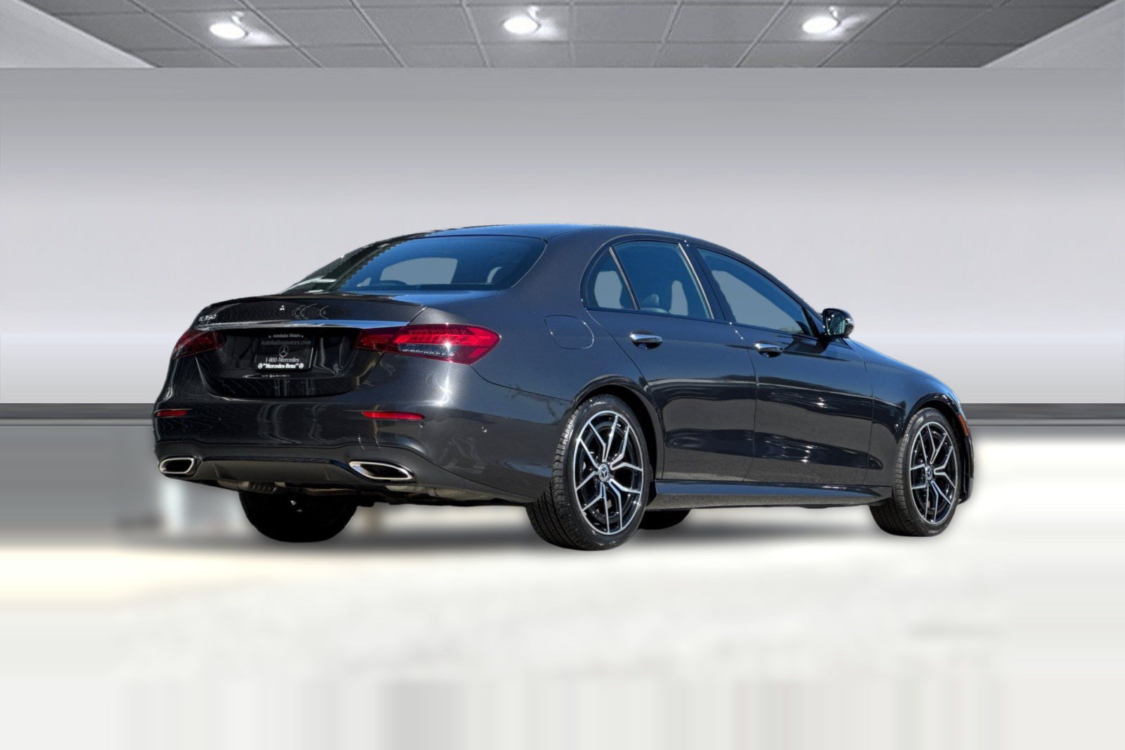 Used 2023 Mercedes-Benz E 350 Sedan image 8