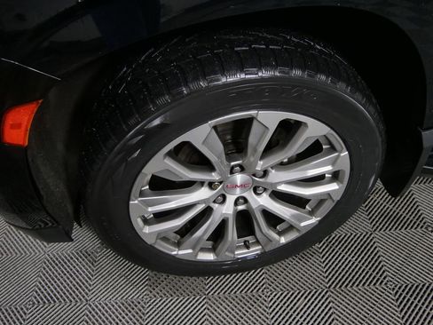 Used 2022 GMC Yukon Denali image 10