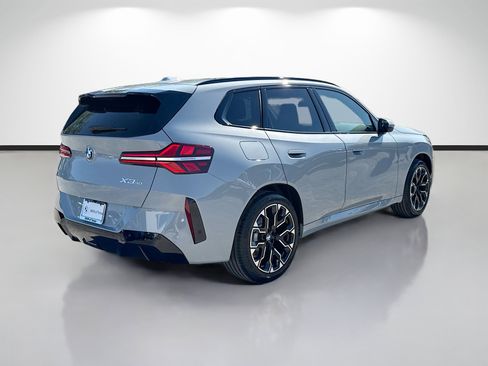 New 2026 BMW X3 xDrive30i w/ M Sport Package AWD/4WD image 3
