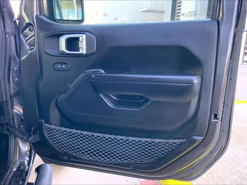 Used 2019 Jeep Wrangler Unlimited Sport S AWD/4WD image 20