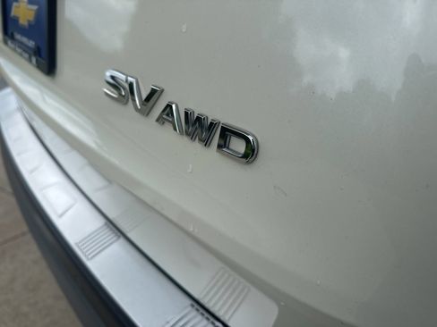 Used 2023 Nissan Rogue SV AWD/4WD image 8