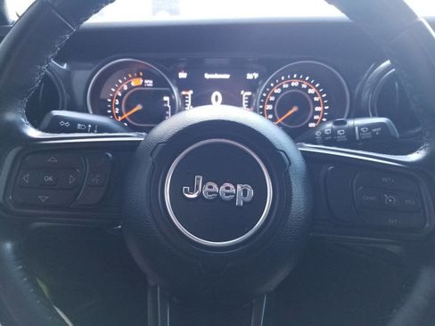 Used 2022 Jeep Wrangler Unlimited Sport AWD/4WD image 27