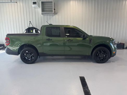 Used 2025 Ford Maverick XLT w/ XLT Luxury Package AWD/4WD image 2