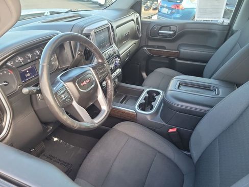 Used 2022 GMC Sierra 1500 Elevation w/ LPO, Elevation Black Package image 3