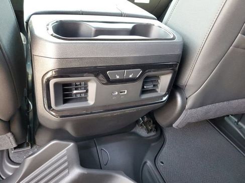 New 2026 GMC Sierra 2500 AT4 w/ AT4 Premium Plus Package AWD/4WD image 17