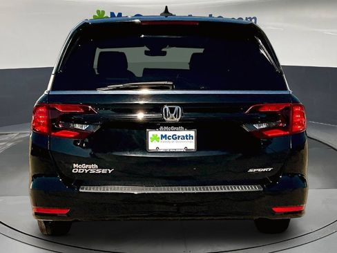 Used 2023 Honda Odyssey Sport image 6