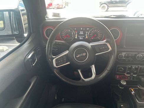 Used 2019 Jeep Wrangler Unlimited Rubicon AWD/4WD image 16