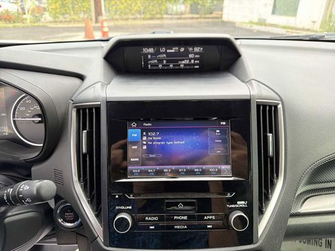 Used 2019 Subaru Forester Premium image 12