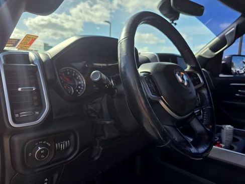 Used 2019 RAM 1500 Big Horn RWD image 11
