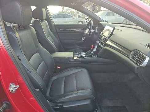Used 2020 Honda Accord Sport image 5
