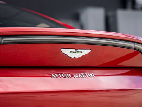 Used 2020 Aston Martin V8 Vantage Coupe RWD image 13