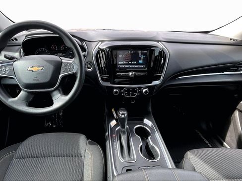 Used 2019 Chevrolet Traverse LS image 14