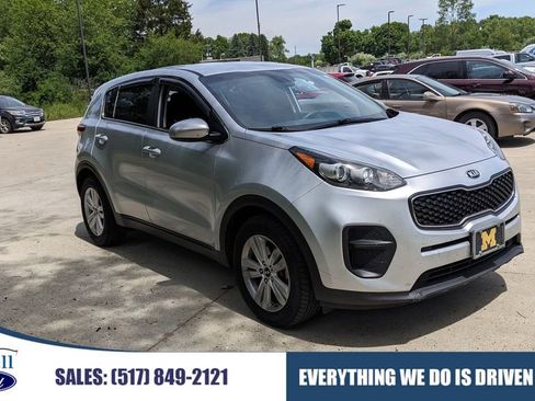 Used 2019 Kia Sportage LX FWD image 1