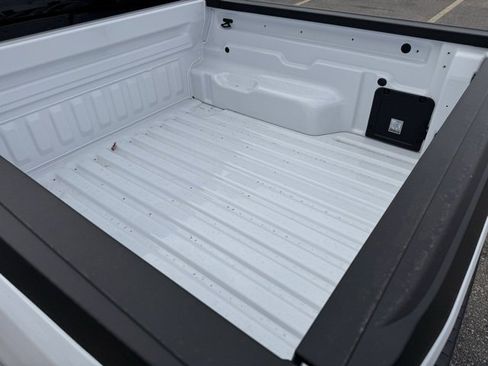 New 2025 Ford Maverick XL w/ Equipment Group 101A image 35