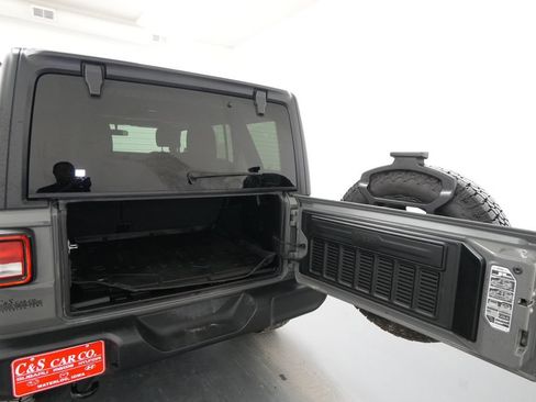 Used 2020 Jeep Wrangler Unlimited Sport AWD/4WD image 21