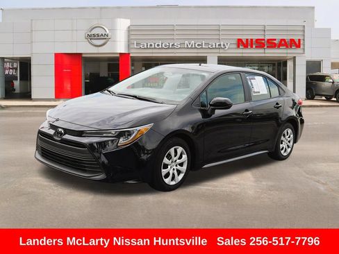 Used 2024 Toyota Corolla LE FWD image 9