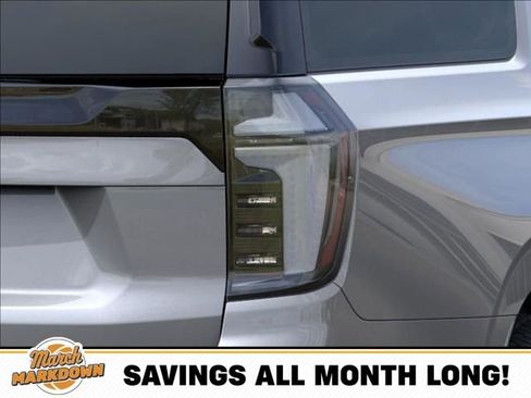 New 2026 Chevrolet Suburban Premier image 11