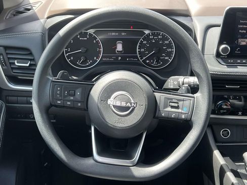 Used 2023 Nissan Rogue SV AWD/4WD image 14
