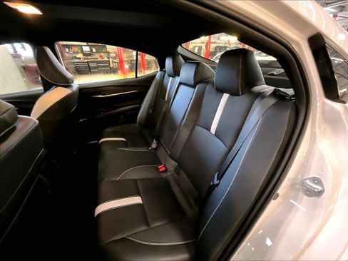 Used 2025 Toyota Camry SE image 15