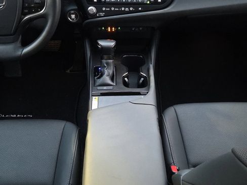 Certified 2024 Lexus ES 350 w/ Premium Package image 23